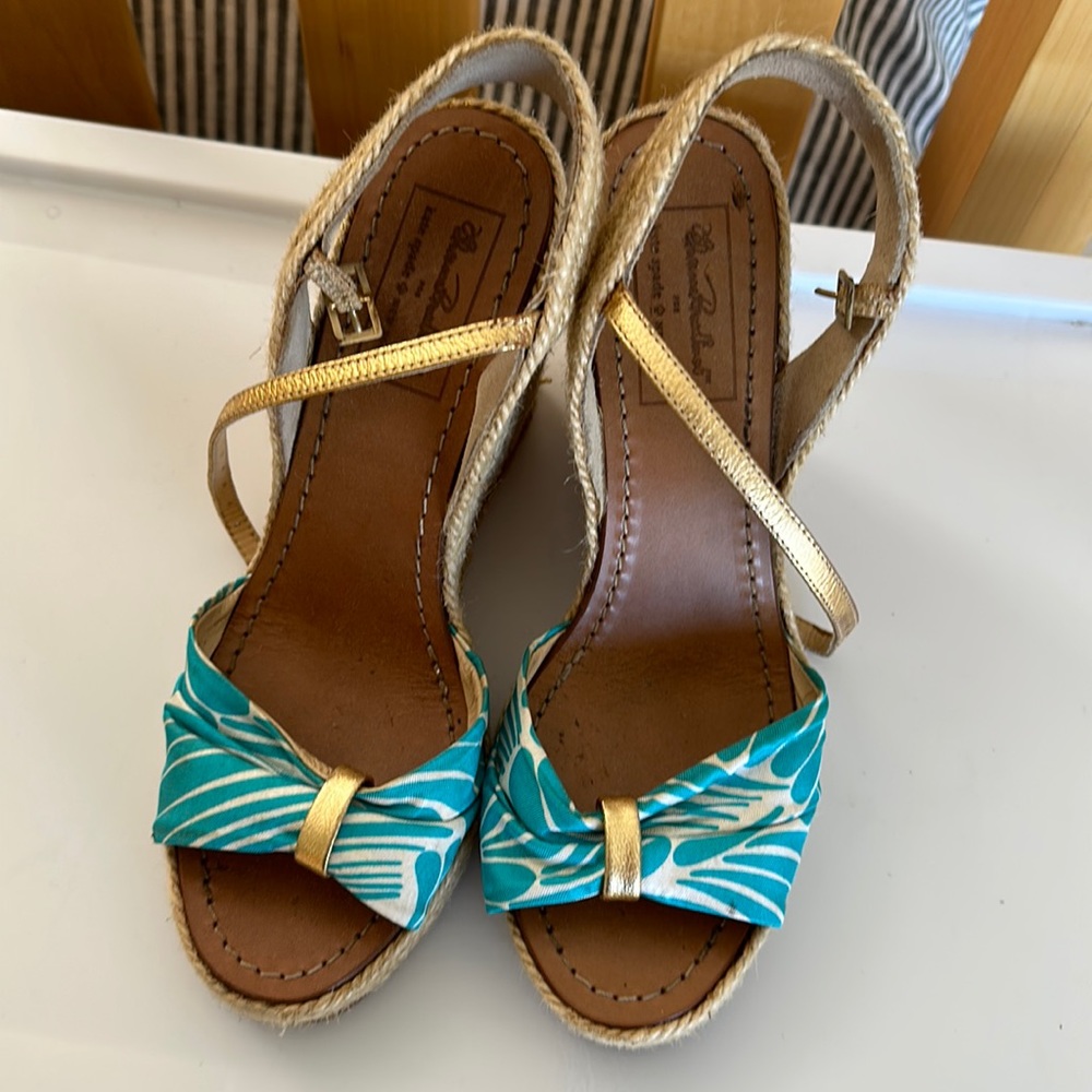 Pretty, preppy Kate Spade wedges